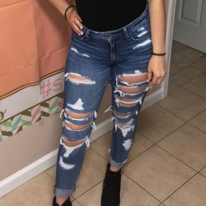 American Eagle ripped jeans size 4